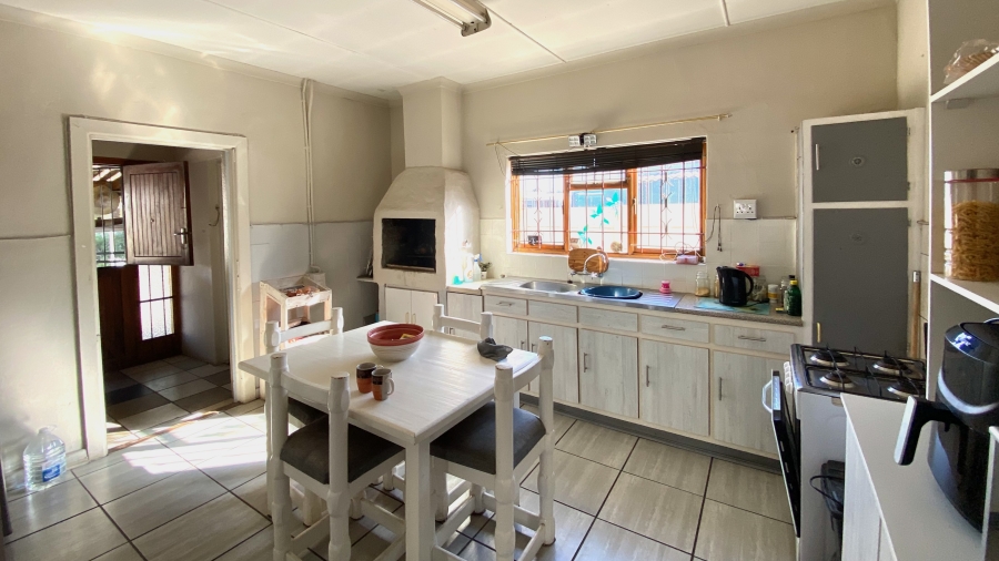 4 Bedroom Property for Sale in Laaiplek Western Cape